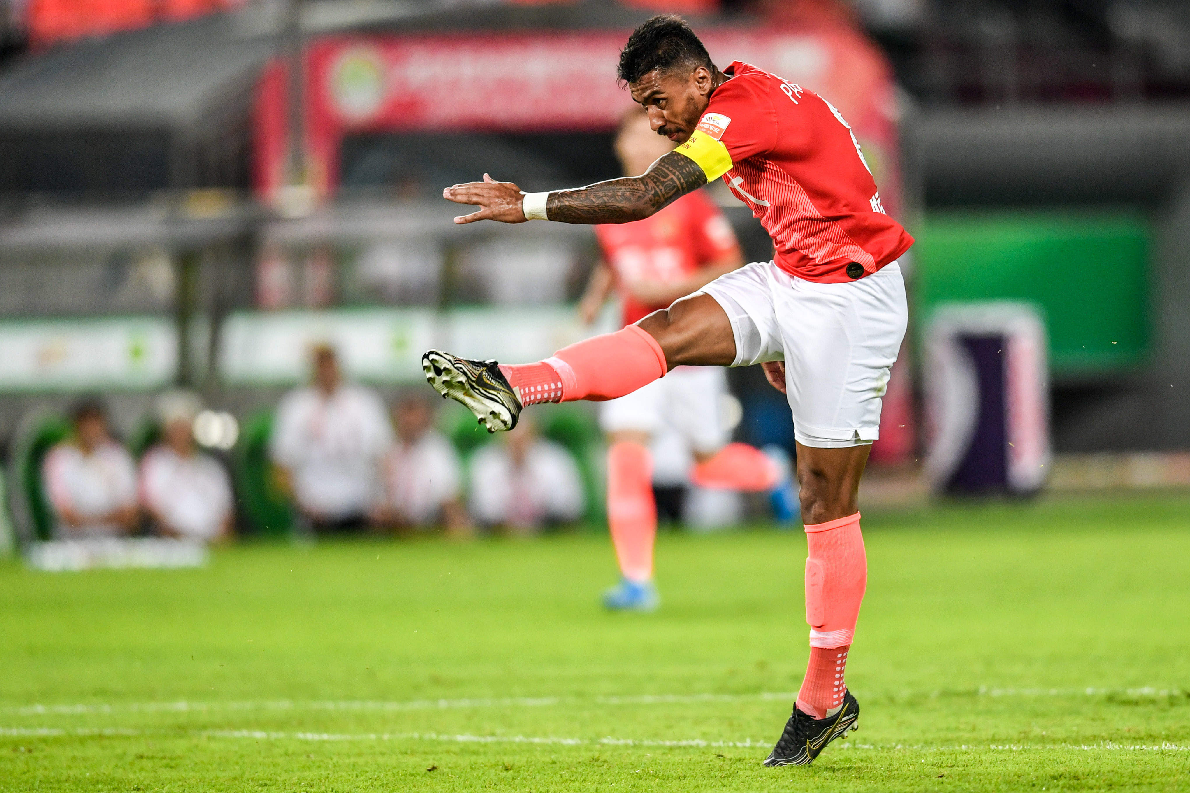 مباراةالهلالوالاهليكمعددالأهداففيالمواجهاتالتاريخية؟