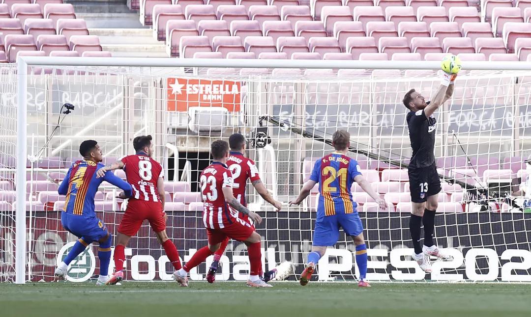 بثمباشرمباراةريالمدريدضدمانشسترسيتيالانمواجهةأسطوريةفيدوريأبطالأوروبا