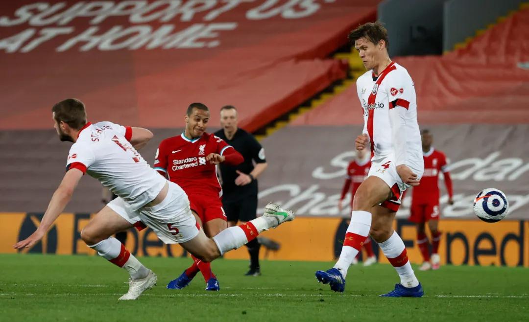 مشاهده ماتش ليفربول بث مباشر الاندليل شامل لمشاهدة المباريات أونلاين